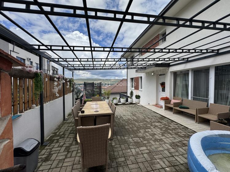 Casa individuala cuplata ,172 mp utili , zona Teilor  - 18