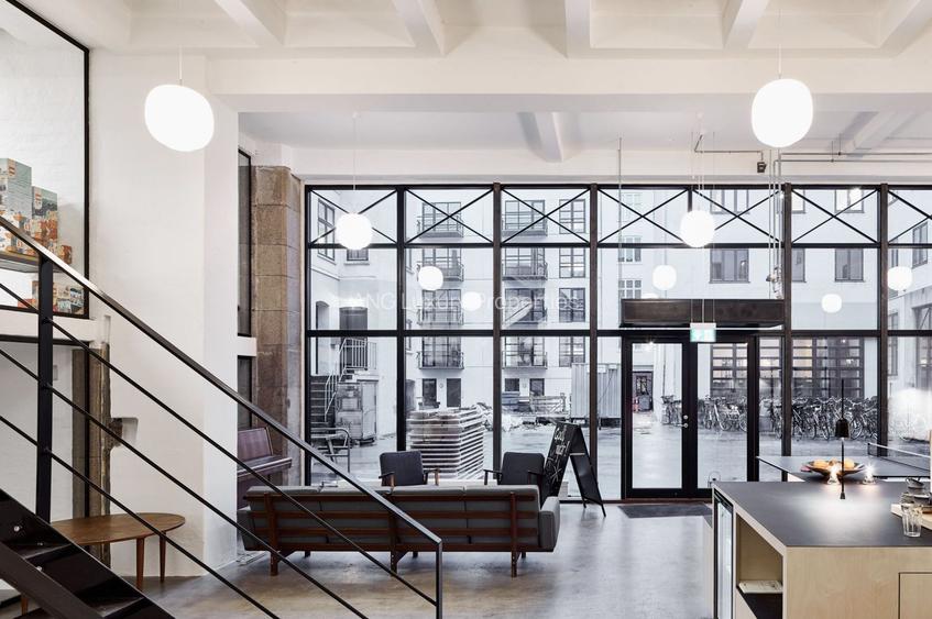 Spațiu Comercial Premium cu Randament Imediat în Inima Orașului - Oportunitate - 2