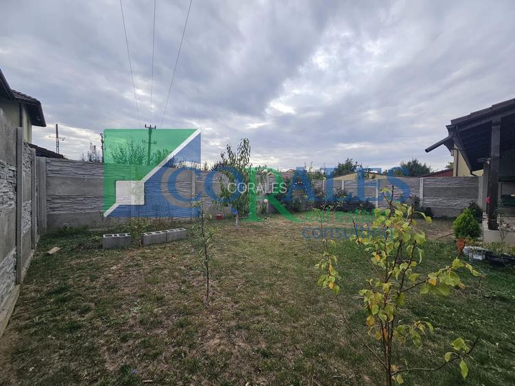 Zona Padurea Verde. In centrul comunei. Dublu front stradal - 14