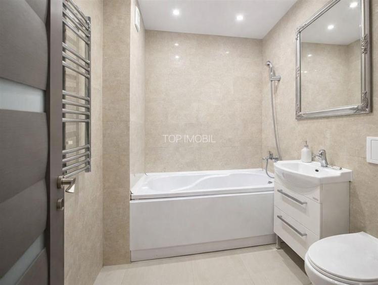 Apartament 2 camere Podu Ros - Renovat - Mobilat/Utilat - 4