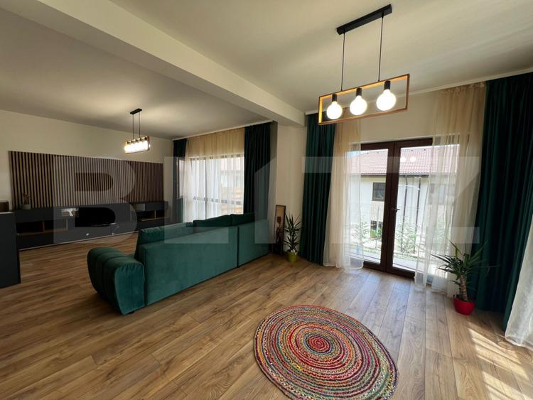 Casa cu 4 camere, 120 mp utili, 250 mp de teren, la liziera padurii