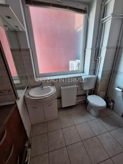 Bd. Mamaia , spatiu IDEAL BIROURI, 43 mp. - 12