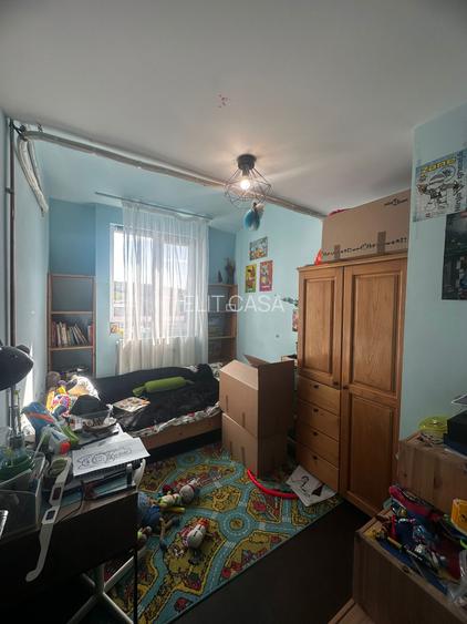 Apartament cu 3 camere, zona Alexandru cel Bun - 4