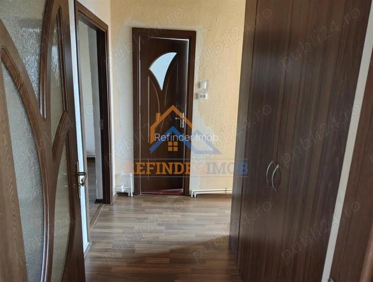 Apartament 3 camere sector 4 zona Obregia - 6