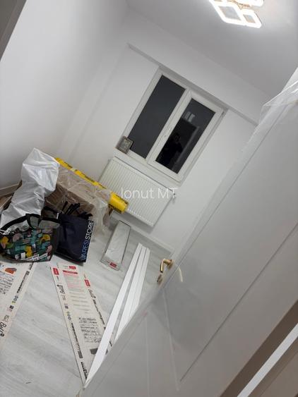 PROPRIETAR Apartament complet renovat bloc A6 4 camere - 12