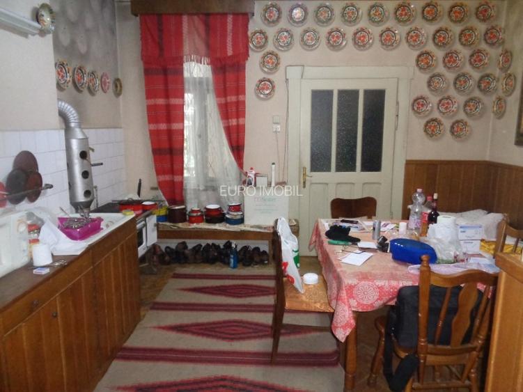 Vanzare casa 220 mp utili, teren 860 mp, Semicentral - 3