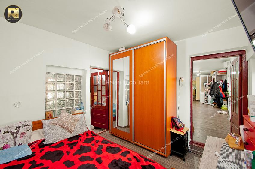 Vanzare casa in Galati, str.Traian, aproape de Shopping City, teren 370 mp - 3