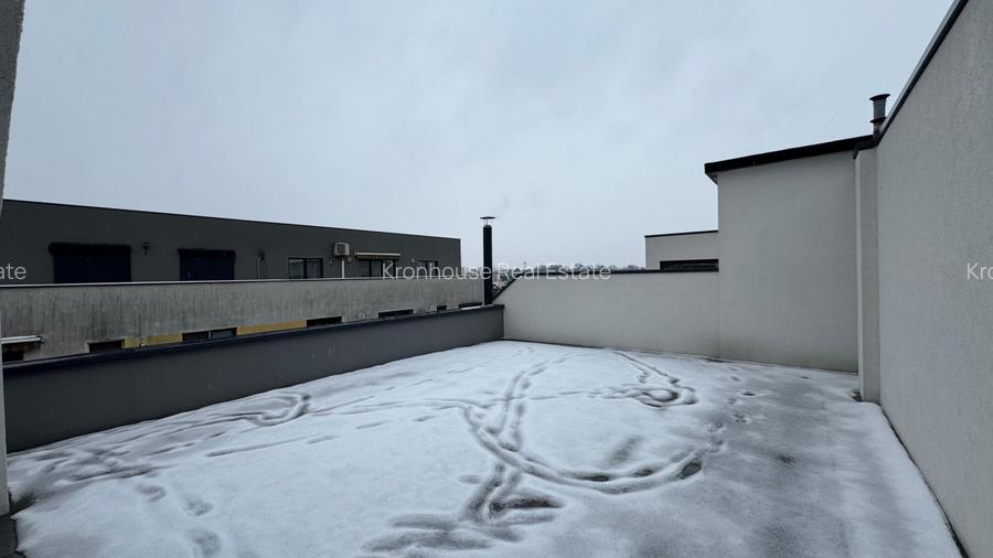 Penthouse modern in Tractorul - 9