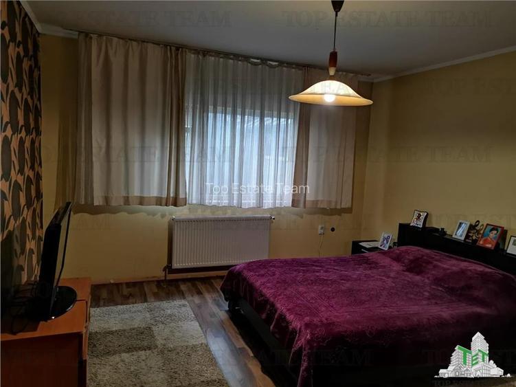 Vila cu etaj in Adunatii Copaceni, p+1+ pod + garaj + anexe, 5 camere, teren 100 - 7