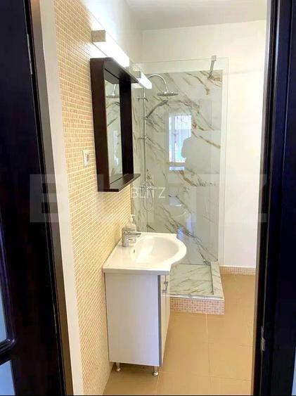 Apartament cu 3 camere, 67 mp, 2 balcoane, etajul 2, parcare, Teilor - 7