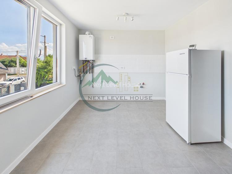 Apartament 3 camere, 2 bai, Sanpetru Central