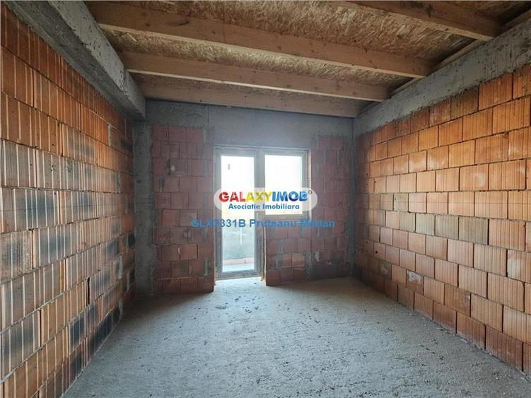 Vanzare vile Individuale de tip Duplex situate aproape de Str Dantelei - 35