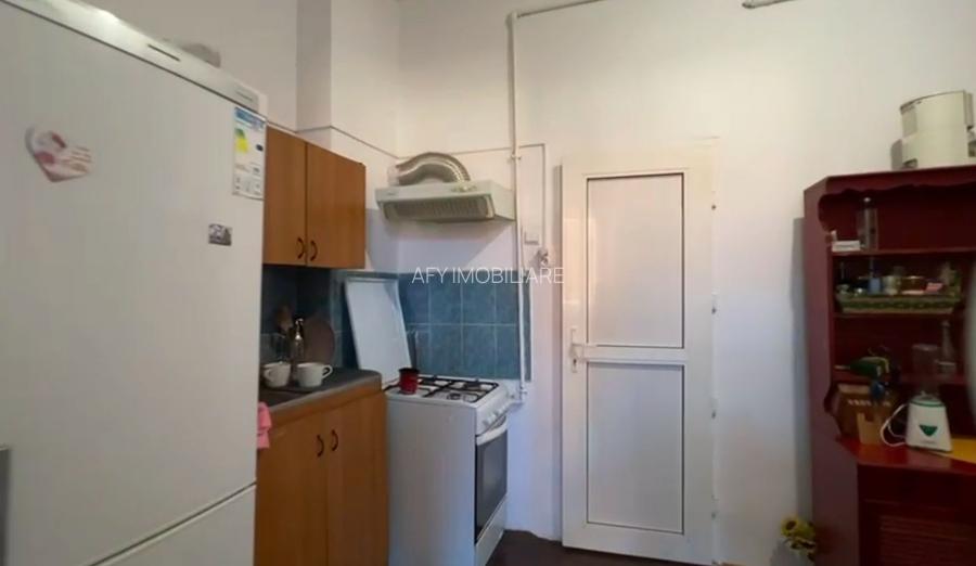 De vanzare Apartament 2 camere in vilă, Unirii - Universitate - 12
