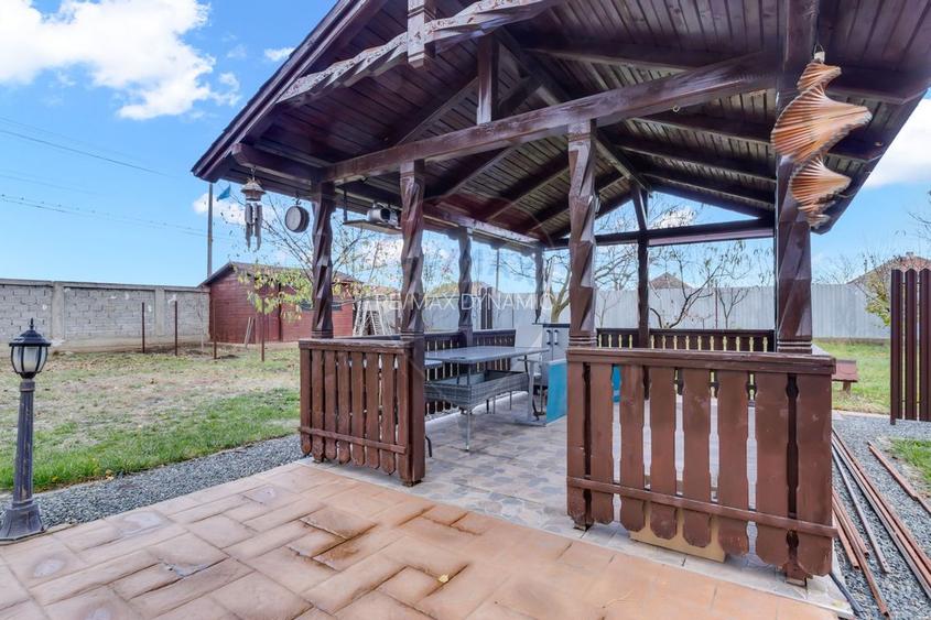 Casă noua pe colt si teren 1079 mp de vanzare in Macea,Arad - 31