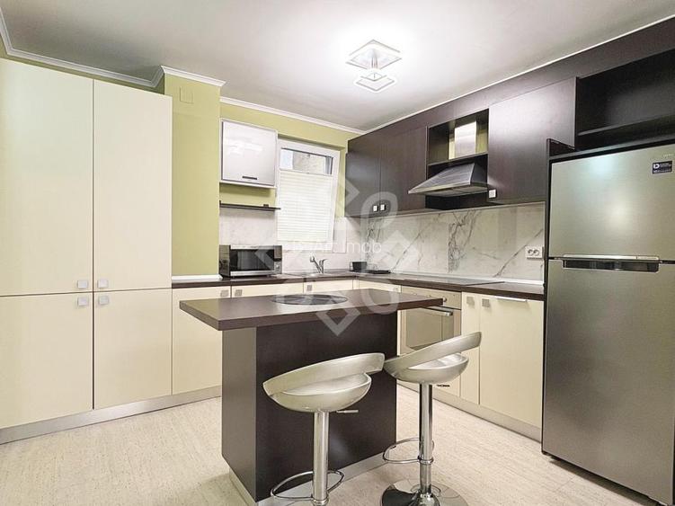 Apartament ultracentral de inchiriat, pietonala Republicii - 8