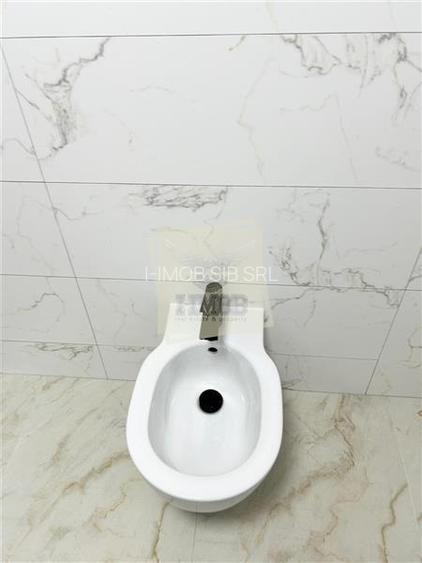 Apartament Renovat 3 camere 65mp decomandat zona Rahovei - 12