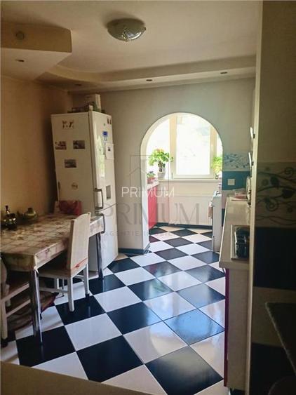 ARADULUI - Bloc Izolat - 4 Camere - 2 bai - PARTER - Centrala proprie - Clima - 2