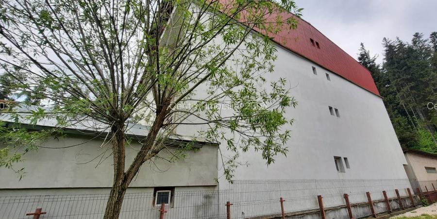 Hotel DN1, Busteni, parcare curte 20 masini - 18