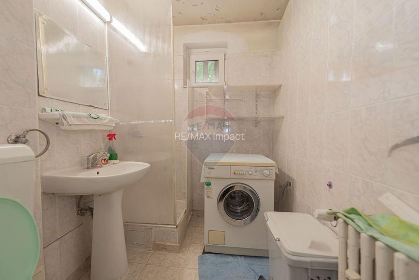 Apartament cu 3 camere de vanzare, 57 mp,  zona Crangasi - 13