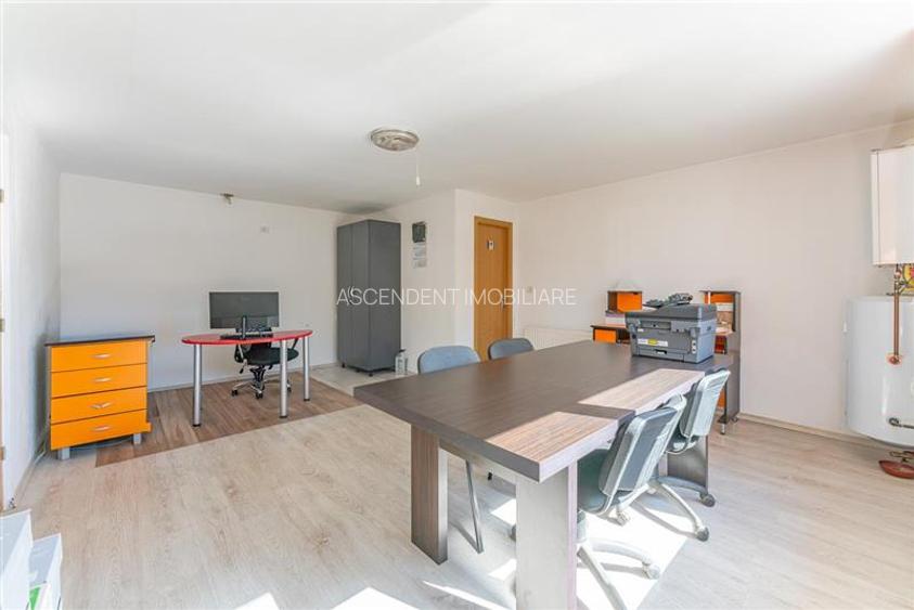 Clasa A, rezidential/ servicii/ investitional, 2.240 mp teren,Central,Halchiu,Br - 25