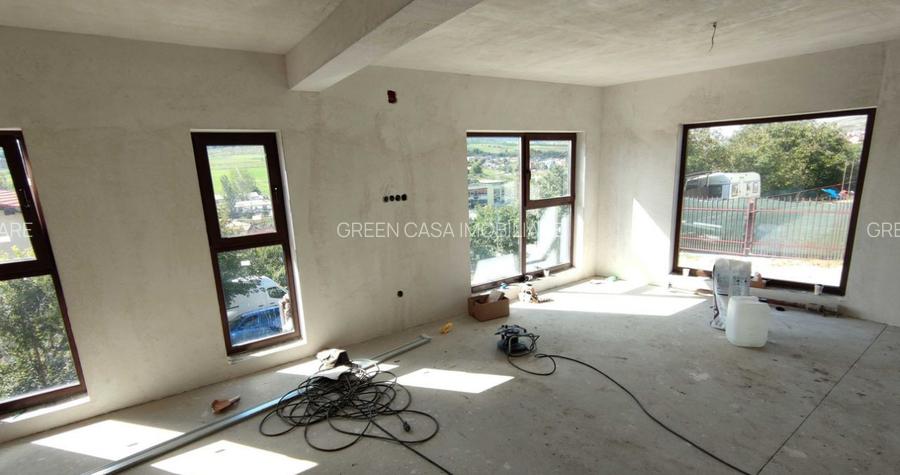 Duplex modern în zona Oașului, ideal pentru o familie, investiție - 4