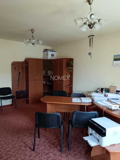 Cladire birouri - Semicentral - 2