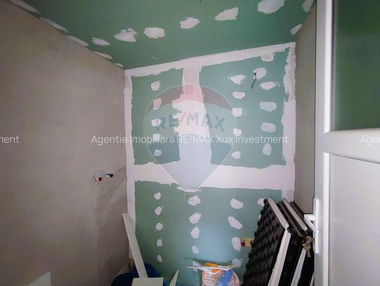 Casă / Vilă cu 3 camere de vânzare în zona Sud - 4