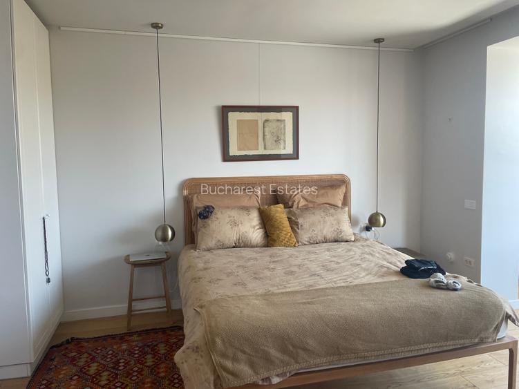 Oxford Gardens beautiful 5 bedrooms semi-furnished villa - 42