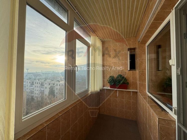 Apartament decomandat 3 camere -centrala proprie  zona Lebada - 13