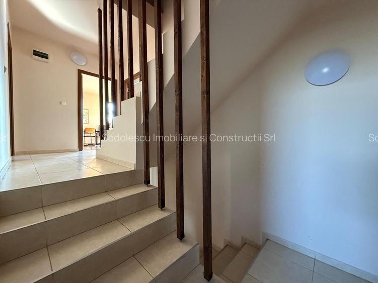 Casa spatioasa,perfecta pentru locuit sau investitie - 14