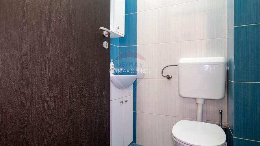 Dobroesti - vanzare apartament 3 camere, strada Marului - 21