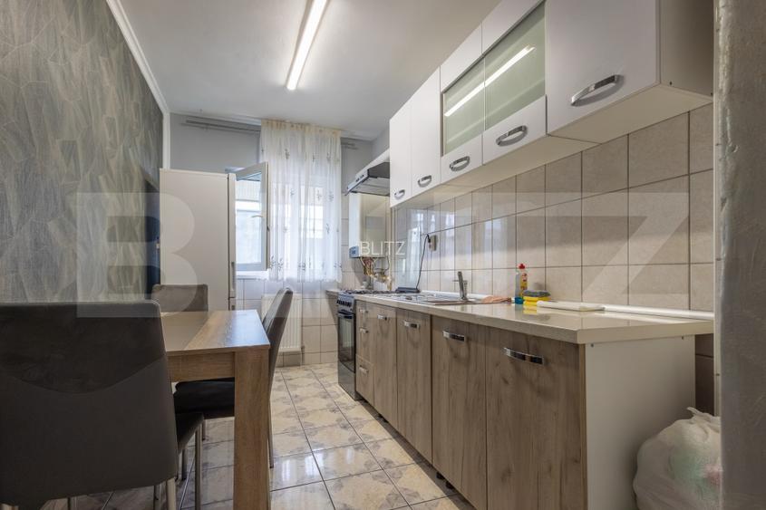 Apartament 2 camere, etaj 3 din 4 , cu balcon si parcare ,in zona Eroilor  - 13