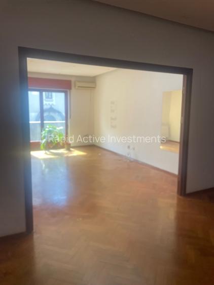 Universitate 4 camere liber 2 gr ,balcon terasa etaj 1 - 4