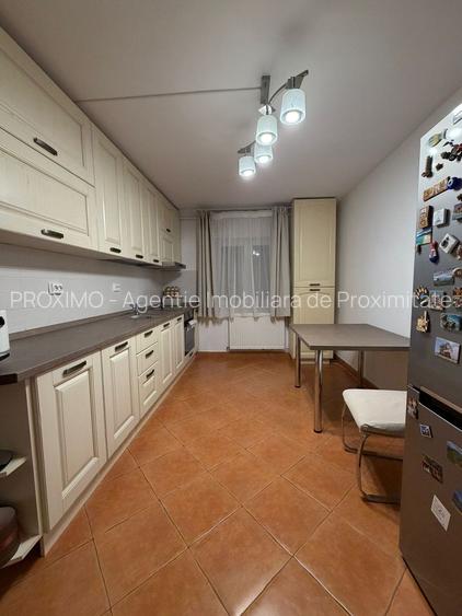 3 camere, 2 băi, parter - 3