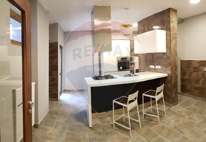 Apartament Exclusivist 221 mp | Central | Etaj Integral  | 5 Camere - 9