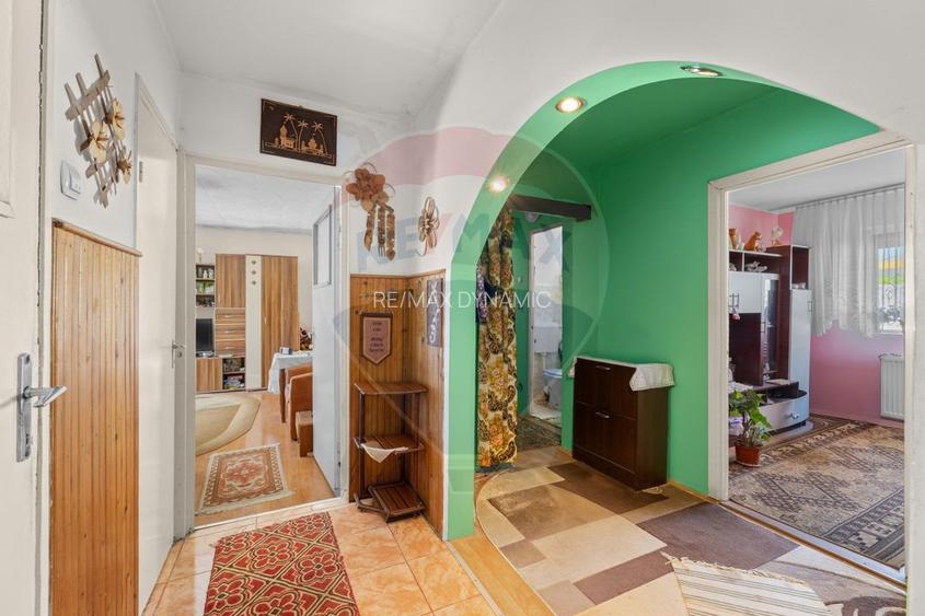 Apartament cu 3 camere de vânzare - zona Aurel Vlaicu - 5