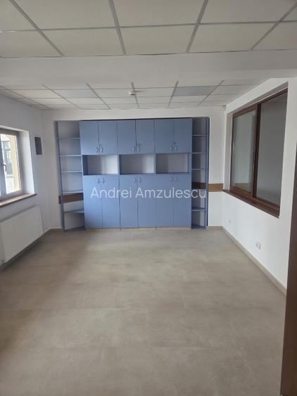 Spatiu 106 mp -ideal cabinete / birouri -compartimentat -- Calea Severinului  - 14