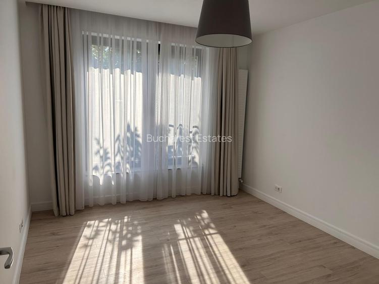 Oxford Gardens 7 bedrooms villa / no VAT - 17