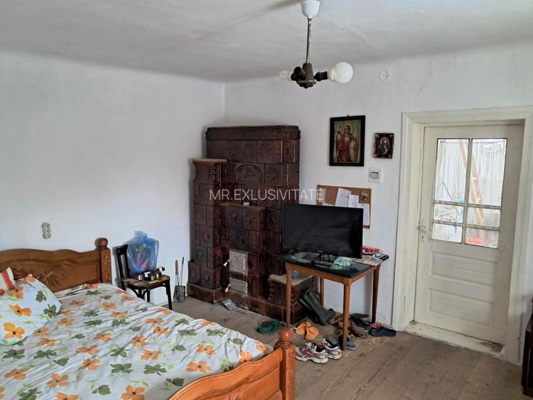 Casa cu teren la Polovragi  - 6