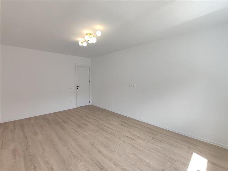 Apartament decomandat cu 2 camere Racadau, renovat recent