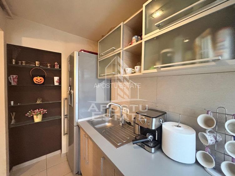 Apartament cu 3 camere, semidecomandat, centrala, zona Take Ionescu - 9