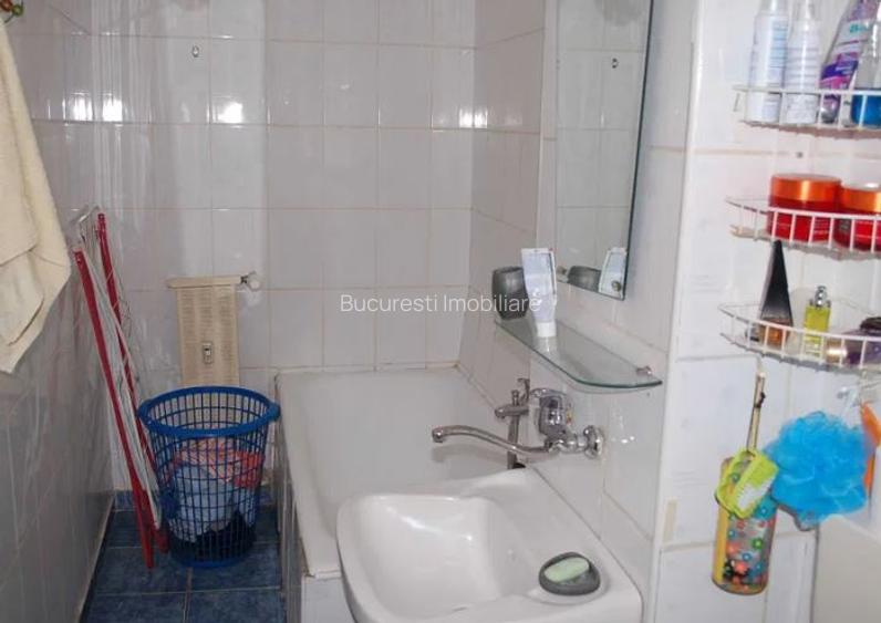 Garsoniera,B-dul Lacul Tei,bl.reabilitat,et.3/10,DECOMANDATA,Amenajata,Libera - 4