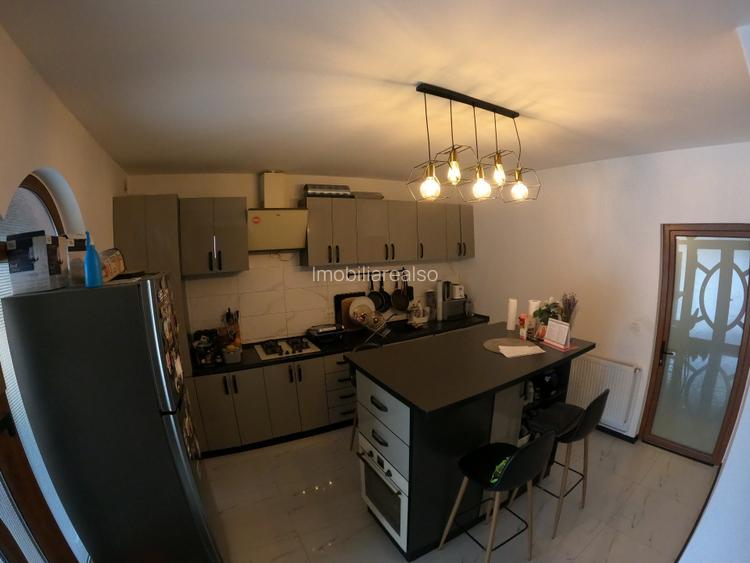 Casă de Vis de Vânzare – Eleganță și Confort zona centrala - 4