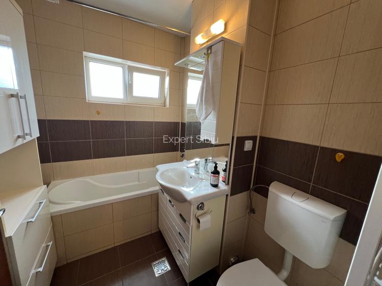 Închiriez casă 3 camere decomandate – tip duplex, zona Calea Cisnădiei - 23