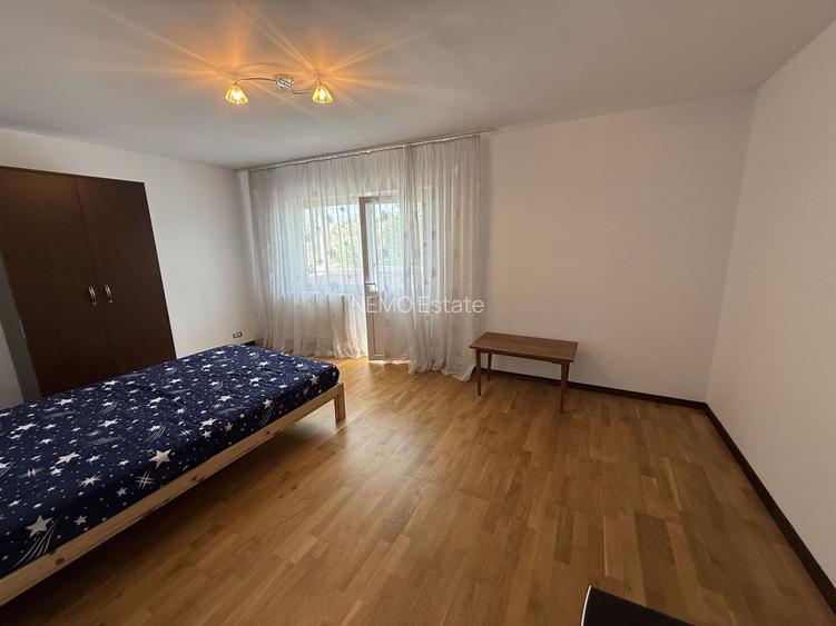 Apartament 3 camere | 100 mp | Zona Centrală | Etaj 1 | 450 €/lună - 4