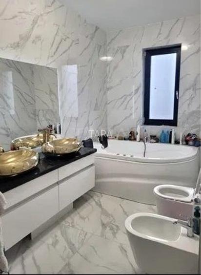 Casă de vânzare – Florești, zona Tăuți. - 9