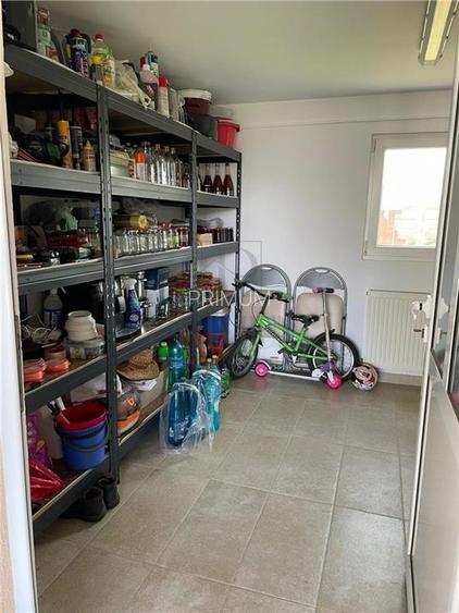 Casa individuala - mobilata utilata - toate utilitatile - asfalt - zona excelent - 14