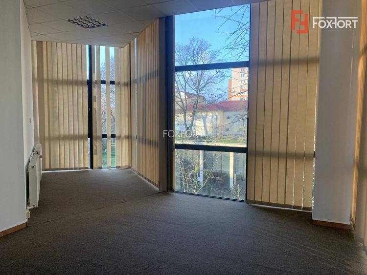 Birouri cu retea calculatoare IT, 500 posturi, zona Olimpia  - ID C4606 - 9