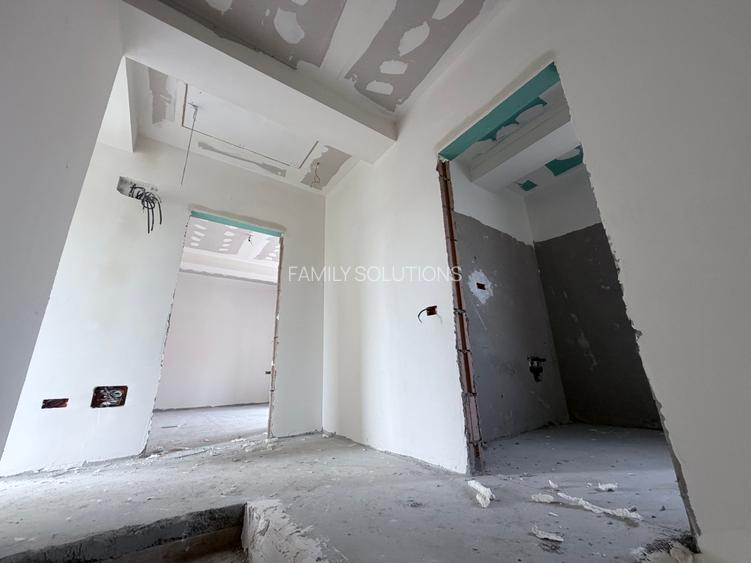 Ocazie! Case P+1+Pod. 4 cam. Util 100mp. Teren 200mp. Complex inchis - 10