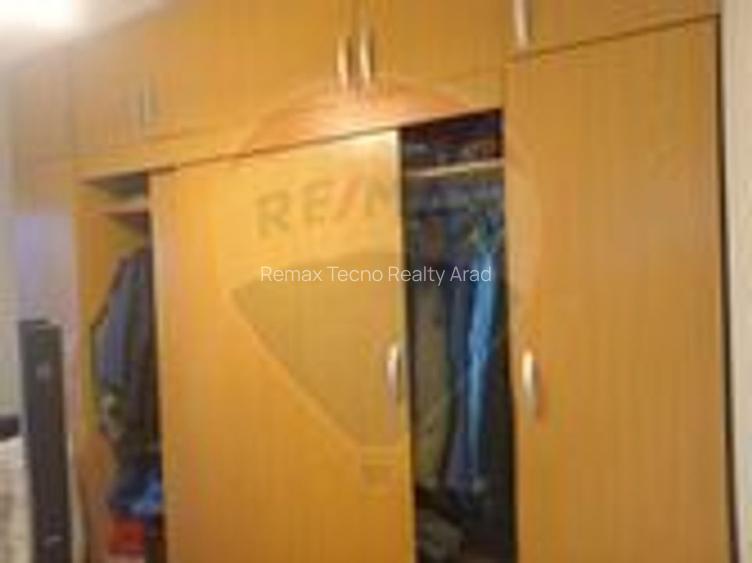 Apartament  4 camere de inchiriat MALUL MURESULUI - 6